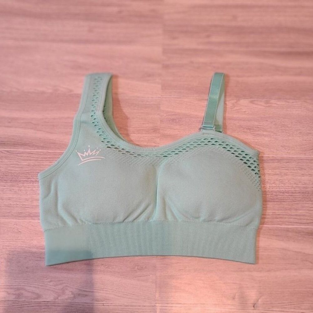 Royal Athletic Womens XS Mint Green Seamless Sports Bra Yoga Padded Workout NWT